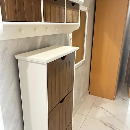 Apartment Dream 3 *